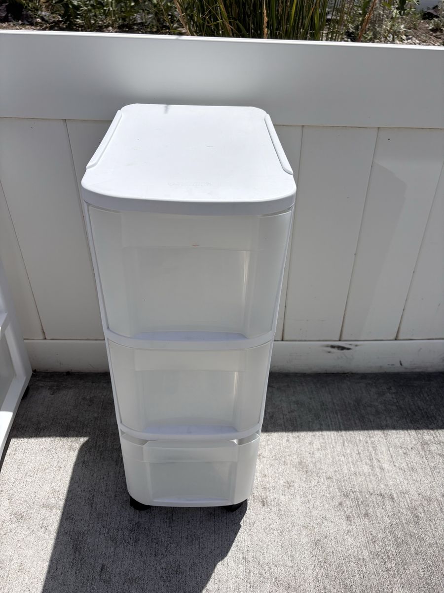 Clear 3 Storage Drawers On Wheels 16x27x10