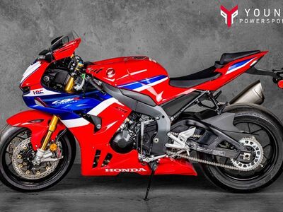 2025 Honda® CBR1000RR-R Fireblade SP