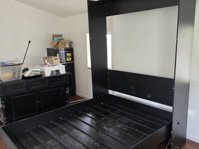 queen murphy bed
