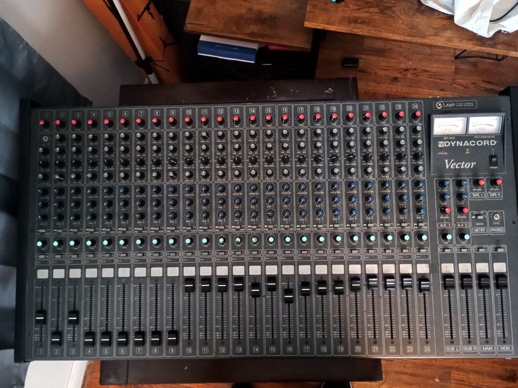 EV dynacord 24 channel mixer