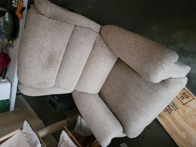 Free lazyboy recliner