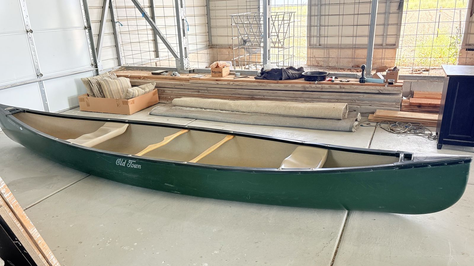 Old Town Discovery 158 Canoe - 15.8 ft Green, Durable Recreational Canoe