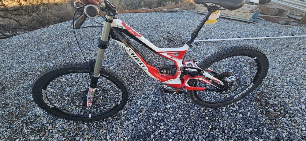Specialized Down hill bike