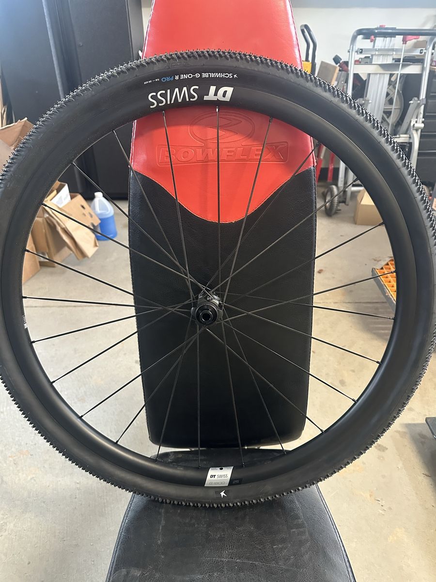 DT Swiss G1800 wheelset brand new