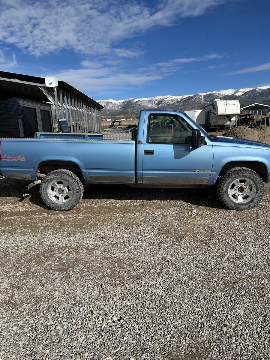 Main image 1