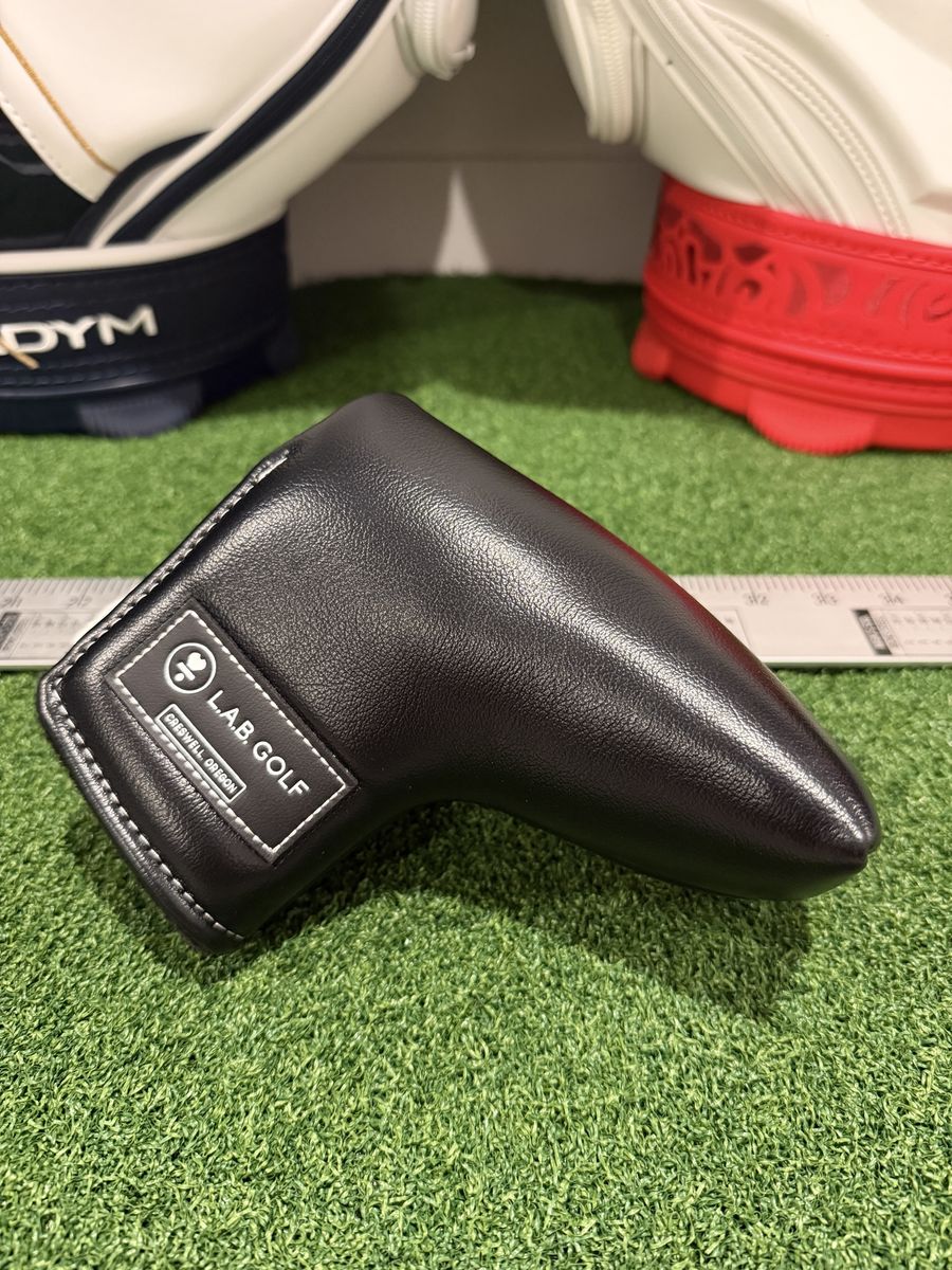 LAB Golf Link.1 Leather Magnetic Putter Head Cover