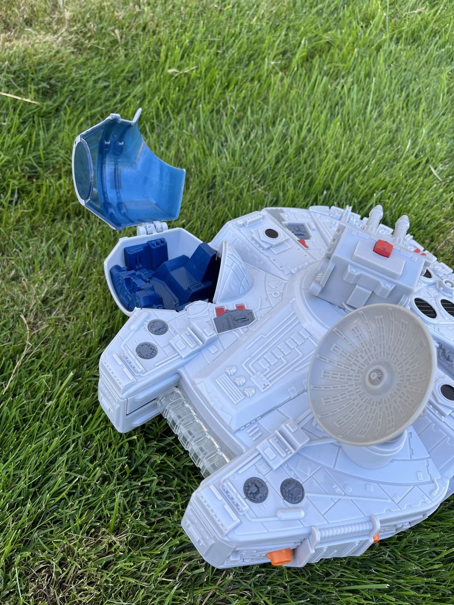 Main image 3