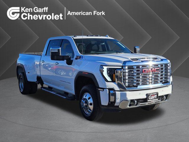 2025 GMC Sierra 3500HD Denali