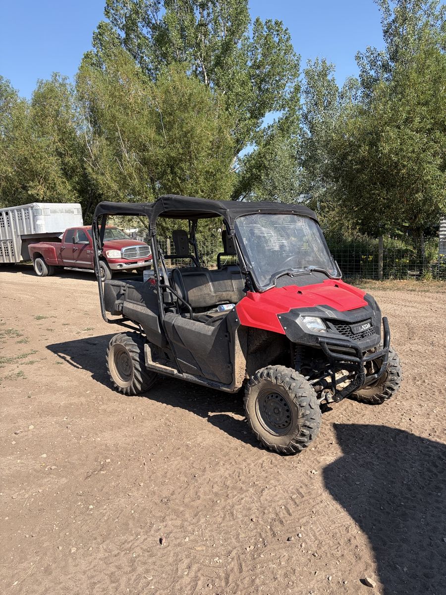 2014 Honda Pioneer 700-4 UTV - Red & Black Utility Vehicle