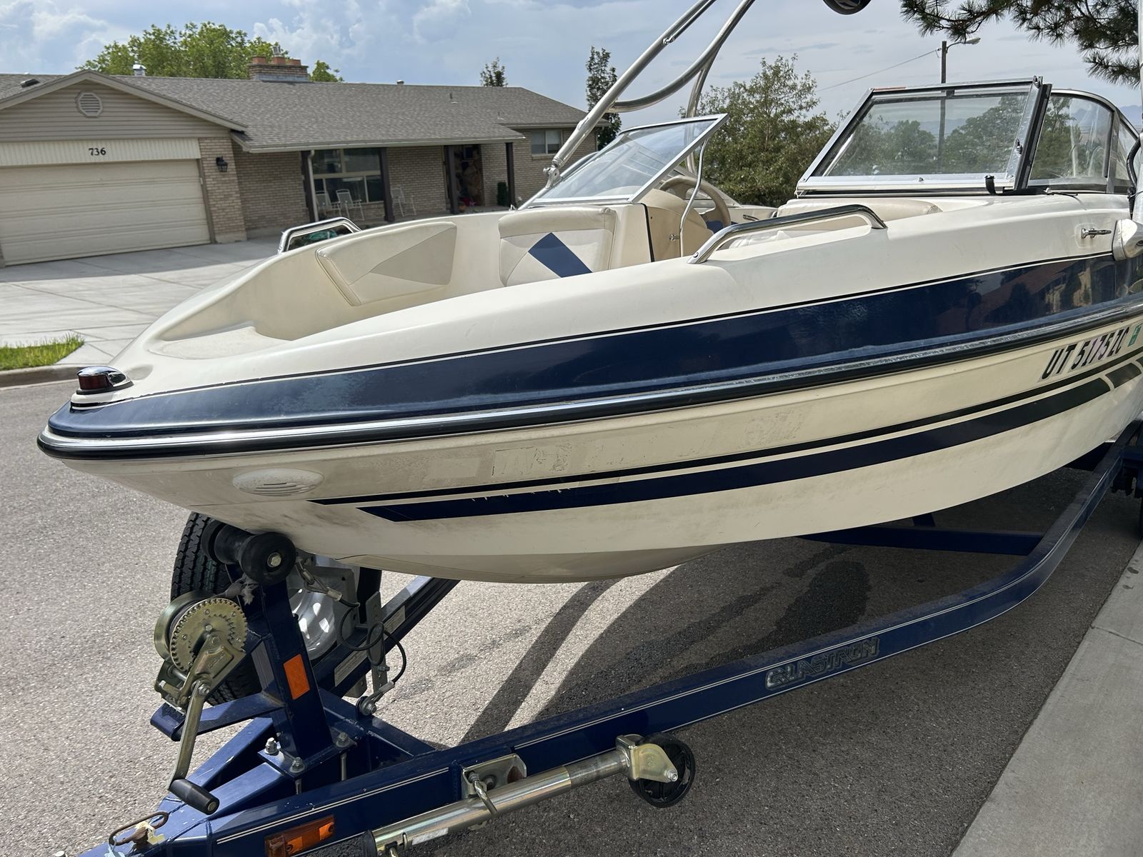 2007 glastron boat