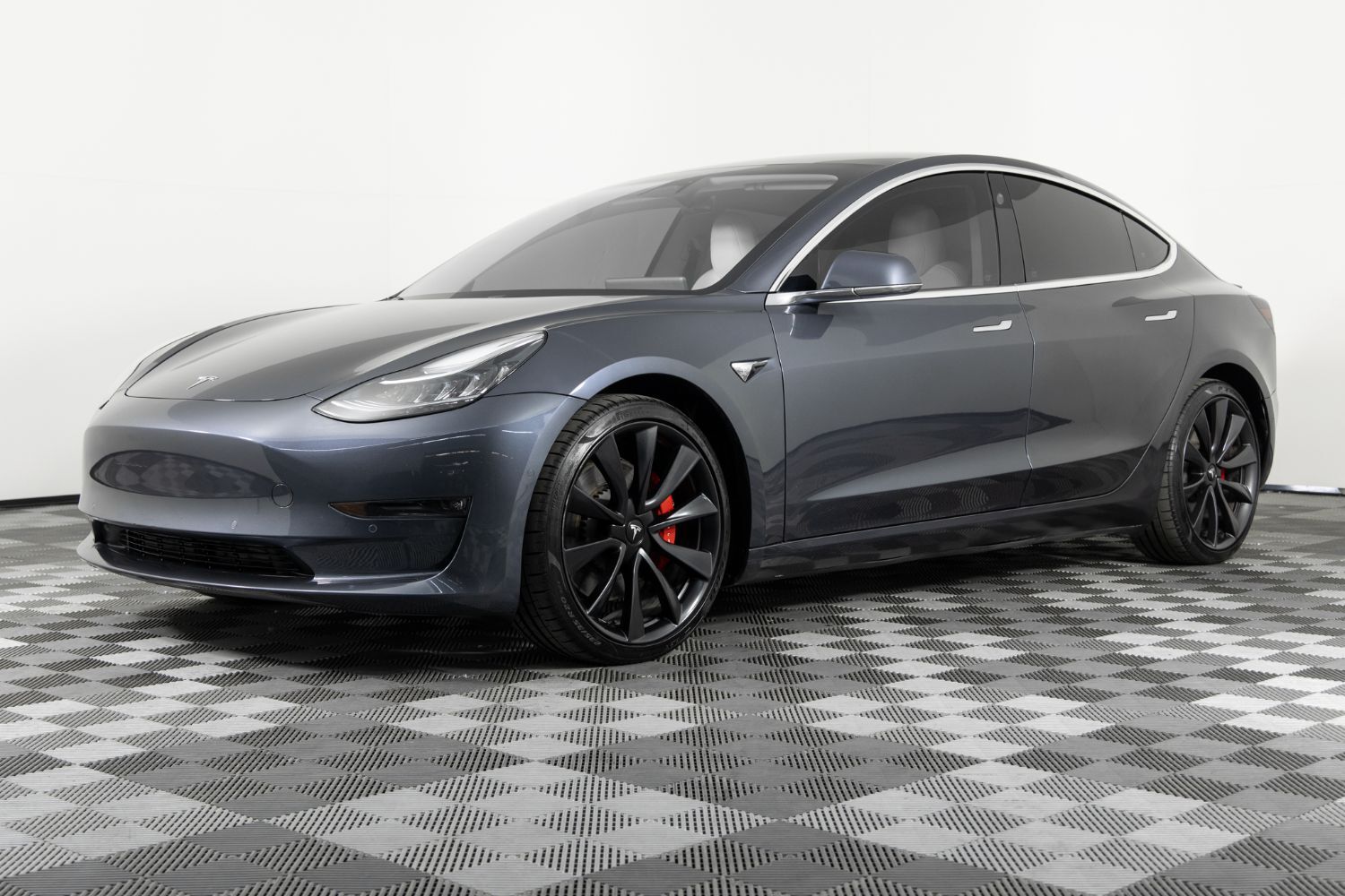 2020 Tesla Model 3 Performance