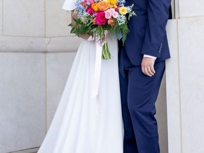Elegant Romantic-Style Wedding Dress