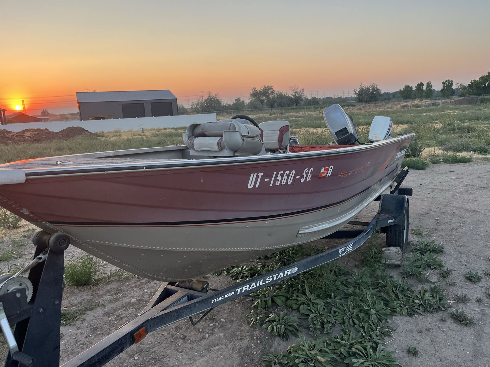 Tracker Super Guide Fishing Boat with Mariner 40 Outboard & Trailstar Trailer