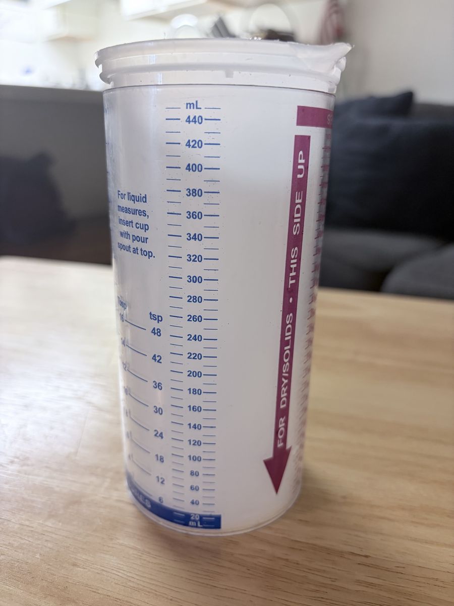 Pampered chef measuring cup