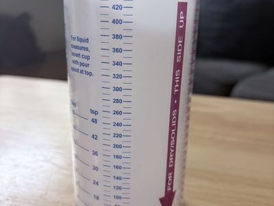 Pampered chef measuring cup