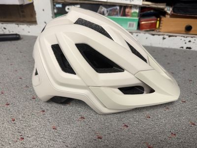 Giro Montaro MIPS III Mountain Bike Helmet Matte Cream Size Medium (55-59 cm)