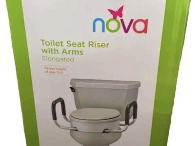 NOVA Toilet Seat Riser with Handles, White
