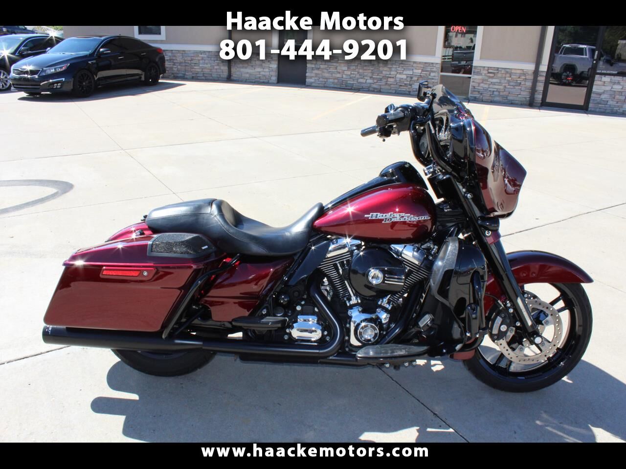 2014 Harley-Davidson FLHXS Special Edition