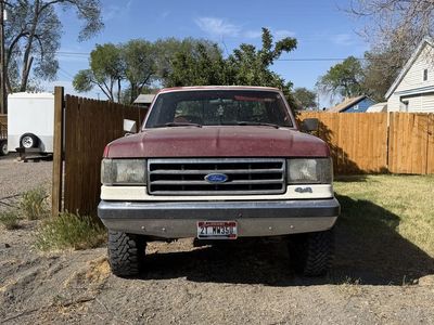 1989 Ford F-250 XLT Lariat