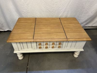 Coffee Table and End Table set