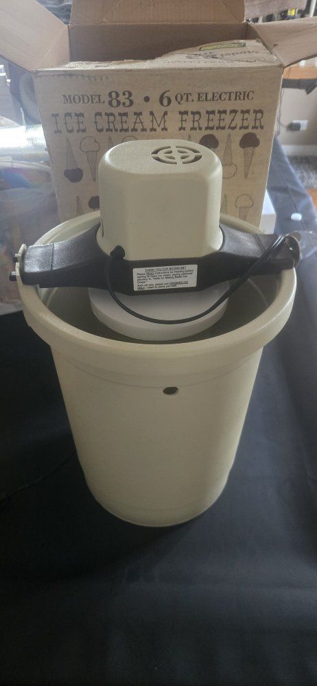 Model 83 6 Qt Electric Ice Cream Freezer