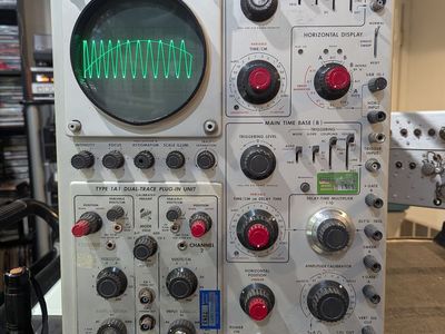 Tektronix Oscilloscope Type 547