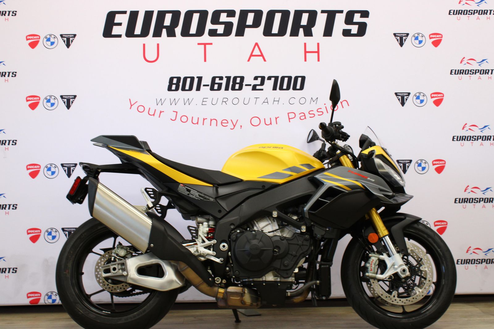 2026 Aprilia Tuono V4 1100