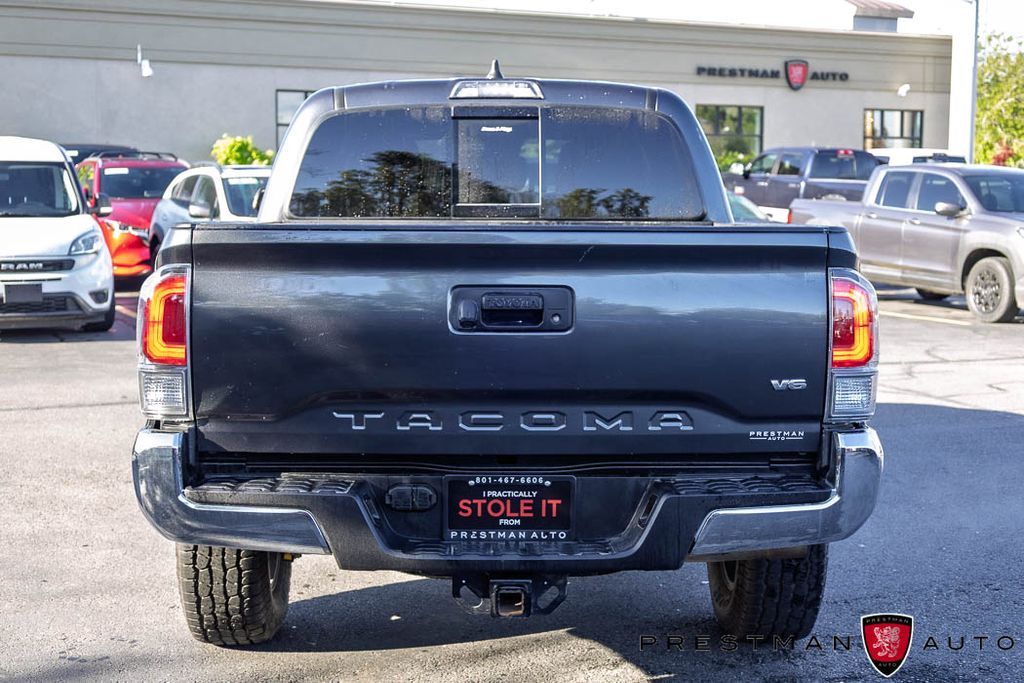 Main image 14