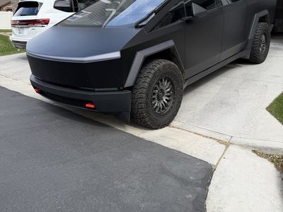 2024 Tesla Cybertruck All-Wheel Drive