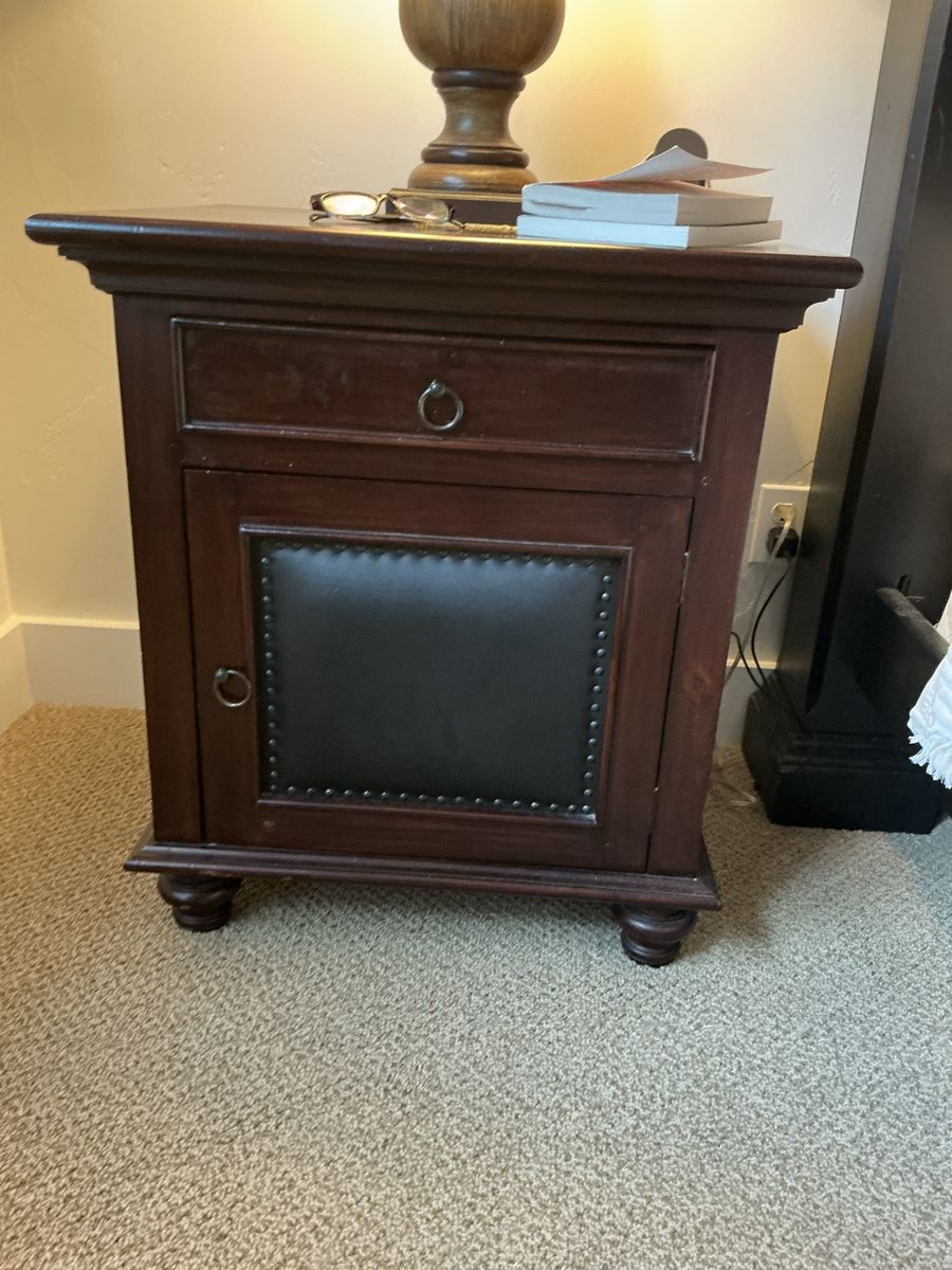 Main image 3