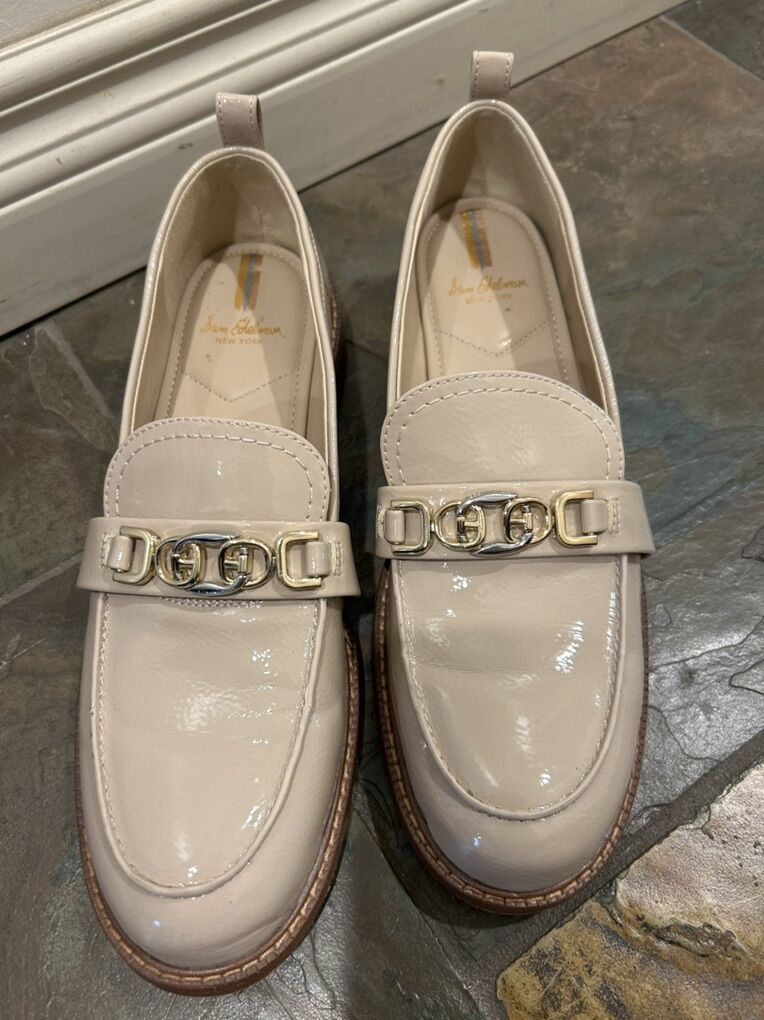 Sam Edelman Patent Leather Tan Beige Loafers 9.5