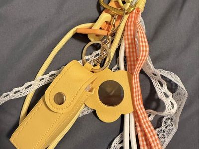 Floral & Tassel Keychain with Mirror and Mini Storage Pouch