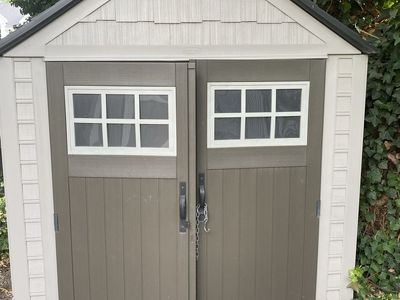 Rubbermaid Shed