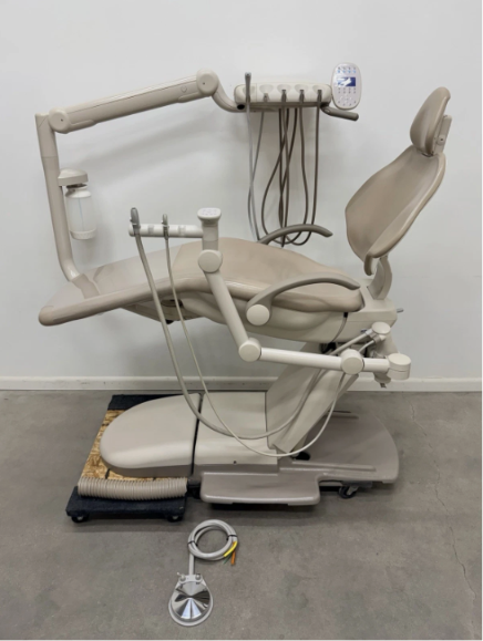 Adec 511 Dental Exam Chair W/ Radius 533 Doctor & 551 Assistant Delivery Units