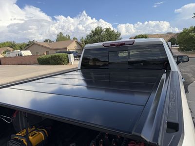 Peragon Aluminum Bed Cover