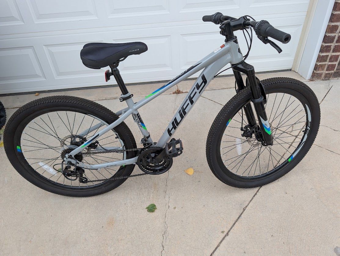 Huffy Scout 26" Men's Mountain Bike - Gray, Hardtail, Shimano Drivetrain
