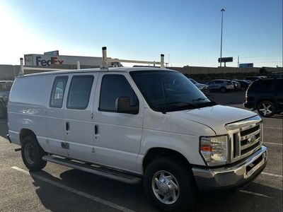 2013 FORD E
