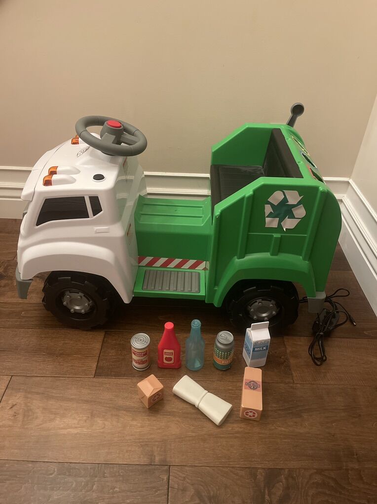 Kid Trax Real Rigs 6V Recycling Truck