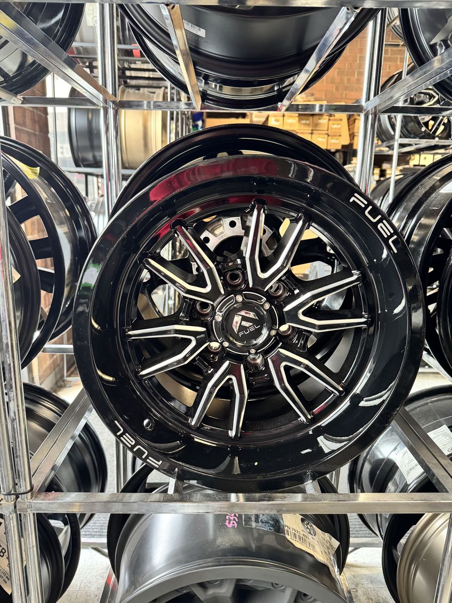 Fuel Off-Road Black and Machined Wheels17x9  Brand New Set of 4, lug pattern 6x135