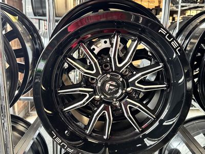 Fuel Off-Road Black and Machined Wheels17x9 Brand New Set of 4, lug pattern 6x135