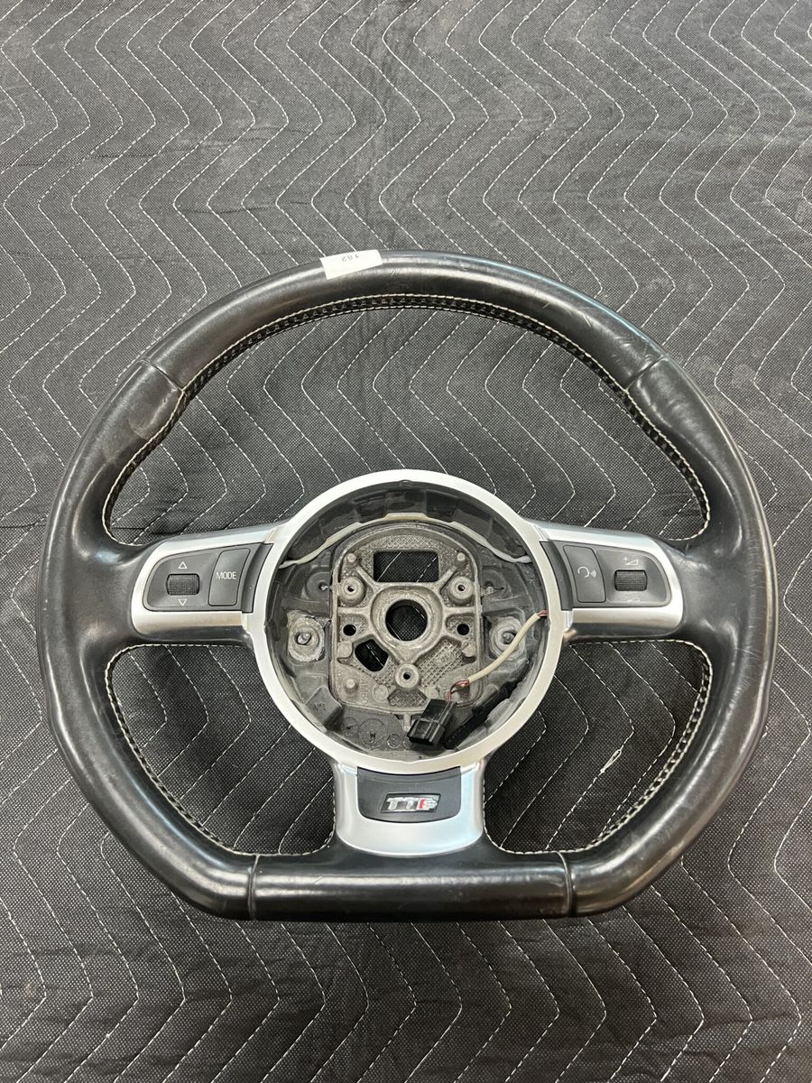 Audi TT Flat Bottom Steering Wheel
