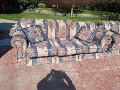 Couch and loveseat- Free