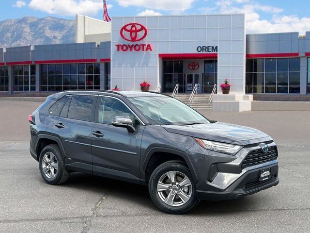 2024 Toyota RAV4 LE