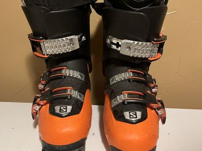 Salomon QST Kids Ski Boots - Orange/Black, Used One Season