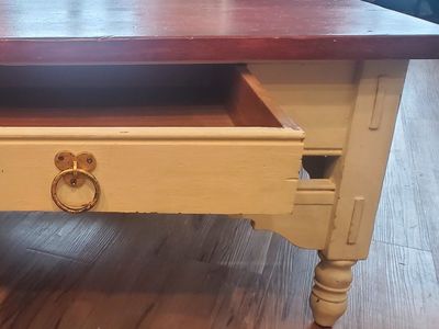 nice living room table