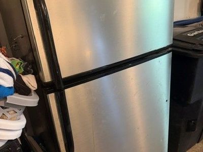 GE Refrigerator - FREE