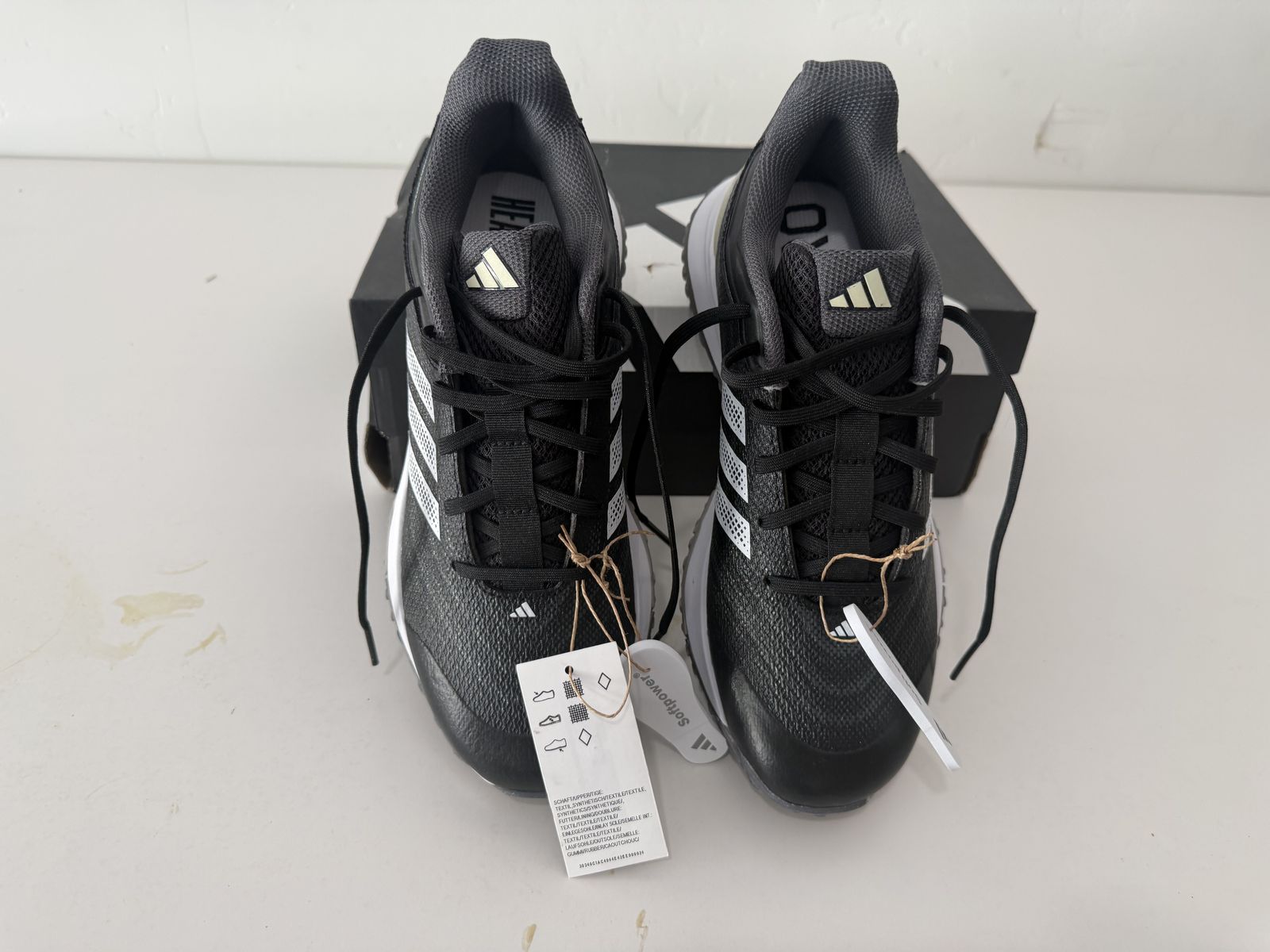 Brand New Women's Adidas Adizero Instinct 3.0 Size 9