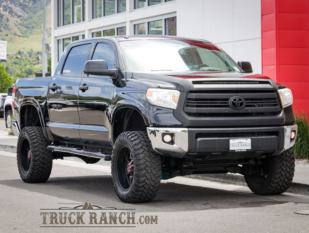 2017 Toyota Tundra SR5