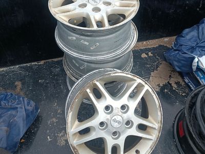 16" jeep wheels