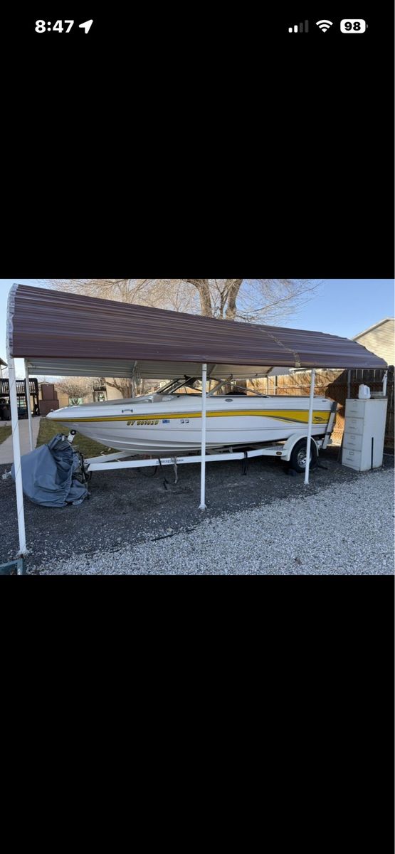Boat / Motor